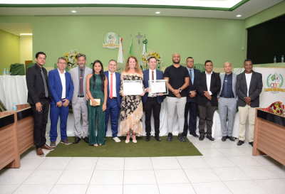 DEPUTADOS RECEBEM TÍTULOS DE CIDADANIA HONORÁRIA