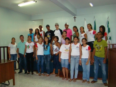 Alunos da Escola Joseph Hein visitam a Câmara
