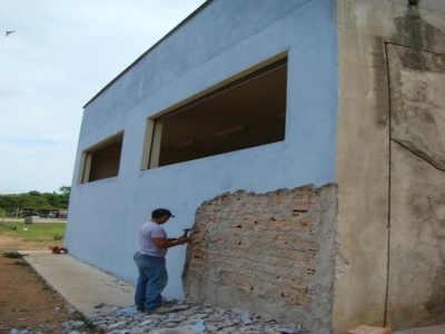 Empreiteira dá início às obras para término da Câmara Municipal